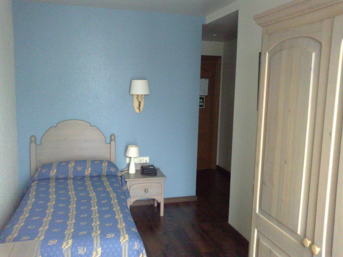 Hotel Rural Loizu Burguete Pokoj fotografie